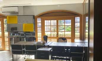 Imagem 2: Sala comercial no Centro de Gramado!