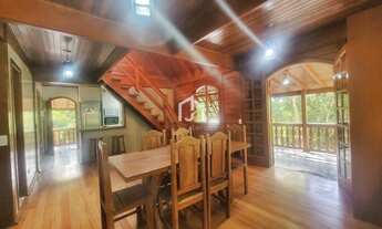 Imagem 3: Casa, 5 Dormitórios ( 3 Suítes) - Alto da Boa Vista - Campos do Jordão/SP