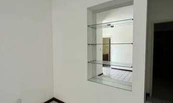 Imagem 4: Apartamento de 2/4 totais (quarto de serviço revertido) 58m2, wc social e de serviço