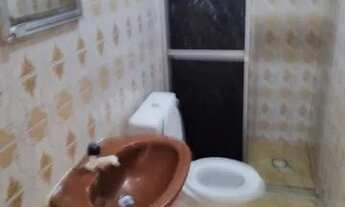 Imagem 2: Alugo casa em Itapoan dois quartos