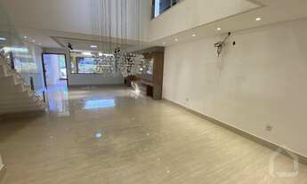 Imagem 3: Casa nova de luxo com 03 suítes ( sendo a principal com closet, hidromassagem, e varanda