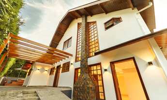 Imagem 2: Seja o Primeiro Dono! Casa à venda em Campos do Jordã0