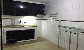 Imagem 7: Alugo Centro apto com 2 qtos, demais dependencias, Elevador, Macaé/RJ