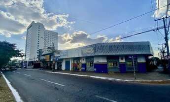 Imagem: Prédio comercial avenida t-9