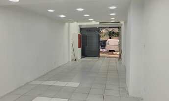 Imagem: Jardim Botânico, loja frente rua com mezanino