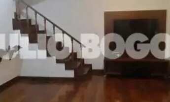 Imagem 5: Maravilhosa casa em condomínio, confortável planta, 3 quartos (suíte), dependências comple