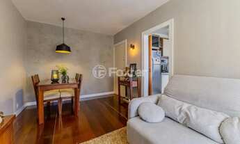 Imagem 3: Apartamento reformado 93 m2 com 3 dormitórios, 1 suíte- 1 vaga em Petrópolis - Porto Alegr