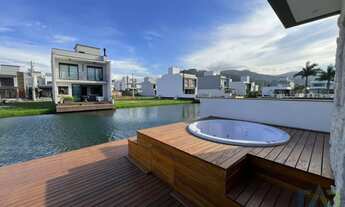 Imagem 4: Casa com fundo lago no Deltaville 3 Quartos 1 Suíte e 2 Vagas