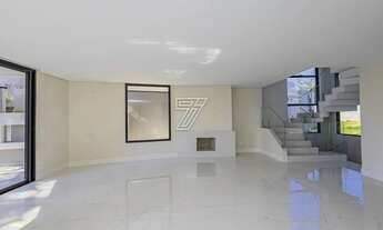 Imagem 6: Casa em Condomínio com 3 suítes e 5 vagas no Campo Comprido