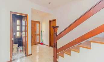 Imagem 7: Casa à venda em Partenon com 381 m², 5 quartos, 1 suíte, 2 vagas