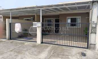 Imagem: Casa à venda, 500 metros do mar em GAIVOTAS