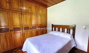 Imagem 7: Casa em Rua Dora Lugia - Vila Abernéssia - Campos do Jordão/SP