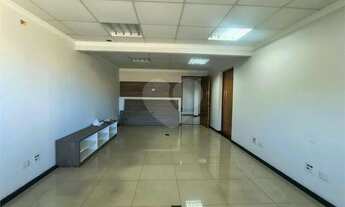 Imagem: Prédio comercial à venda ou para alugar