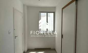 Imagem 5: Apartamento 02 dormitórios, sendo 01 suíte, Vista Mar em Bom Abrigo, Florianópolis/SC