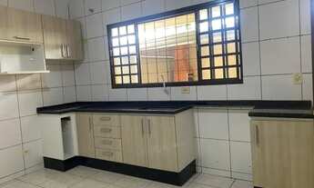 Imagem 6: Casa 3 quartos (1 suíte) nos 5 Conjuntos - segura, quitada, aceita financiamento