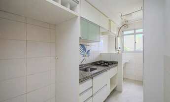 Imagem 4: Apartamento semimobiliado com dois quartos e vaga de garagem no bairro Portão - Curitiba/P