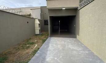 Imagem 2: Casa 2/4 sendo 2 suites