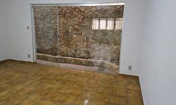 Imagem 6: CASA AMPLA COM 3 DORMITÓRIOS - PRÓXIMO À ESCOLA GUEDES DE AZEVEDO E COLÉGIO SÃO FRANCISCO