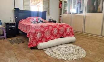 Imagem 6: Excelente oportunidade de casa térrea com 05 quartos à venda, 253,00m², R$600.000,00 - Con