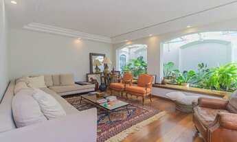 Imagem 4: Casa para venda em Pacaembu com 4 quartos, sendo 4 suítes , 350m²