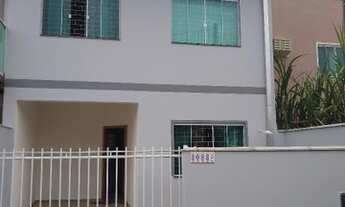 Imagem: Alugo em Piçarras, valores na descrição