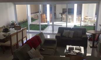 Imagem 4: Lindo Sobrado 198m², 03 Suítes em Condomínio Fechado na Vila do Golfe - Ribeirão Preto