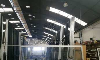 Imagem 4: Galpão/Depósito/Armazém para venda tem 1070 metros quadrados