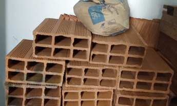 Imagem 2: Telha e blocos Terreno / lote com venda com preço sob consulta