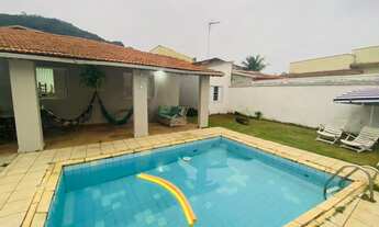 Imagem 5: Casa de condomínio térrea para aluguel possui 300 metros quadrados com 3 quartos