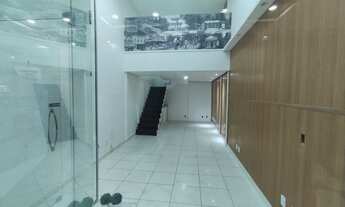 Imagem 2: Loja no Edifício Saens Pena Medical Center com direito a uma vaga na garagem