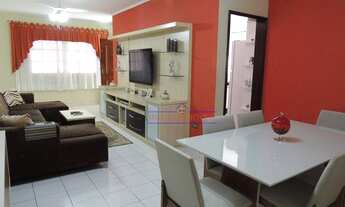 Imagem: Sobrado à Venda, com 257m², no Bairro