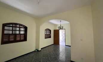 Imagem: Casa para venda tem 221 metros quadrados