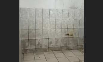 Imagem 2: Casa com kinet Quarto com aluguel por R$400 /mês