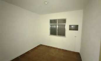 Imagem 4: Casa de vila para aluguel e venda tem 130 metros quadrados com 2 quartos