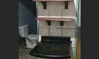 Imagem 4: Casa com kinet Quarto com aluguel por R$400 /mês