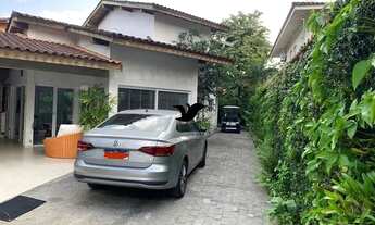 Imagem 2: LINDA CASA DE PRAIA NA BARRA DO UNA