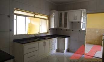 Imagem 2: Jardim Ferraz Casa com 3 dormitórios