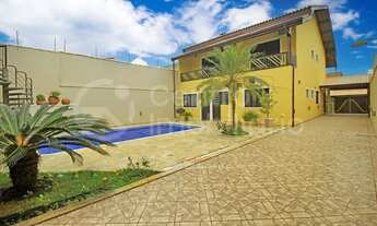 Imagem: CASA com piscina e 4 quartos em Peruíbe