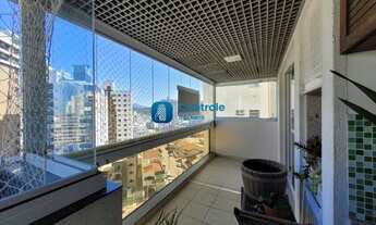 Imagem 7: CV) Amplo apartamento à venda, mobiliado, com 04 dormitórios, 02 vagas, em Campinas/São J