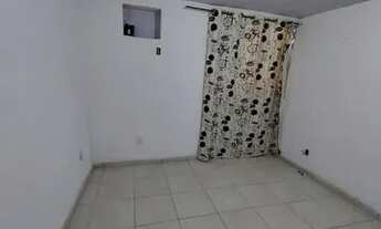 Imagem 3: Apartamento 2 quartos ótima localizaçã * sem taxas e sem condominio lado de vista alegre