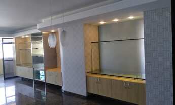 Imagem 4: Apartamento no Manaíra tendo 206m² com condomínio incluso