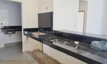 Imagem 5: Casa com 3 suítes e piscina no Condomínio Royal Garden, de 3 quartos à venda, Parque Bras