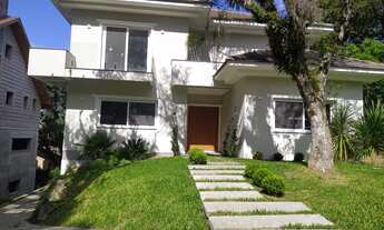 Imagem 2: Maravilhosa Casa com 4 suites, 2 vagas, 347,35 m², Condomínio Fechado, Canela - RS