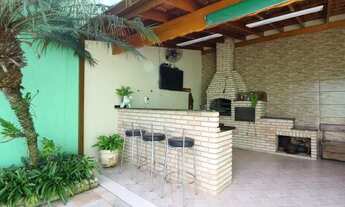 Imagem: Sobrado para venda tem 220 metros quadrados