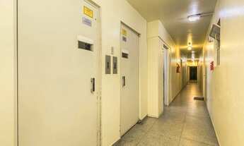 Imagem 2: Apartamento à venda com 53 m² e 2 quartos na Azenha - Porto Alegre