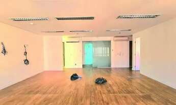 Imagem 2: Sala comercial de 107m², 4 banheiros, 2 vagas na Rua Maestro Cardim