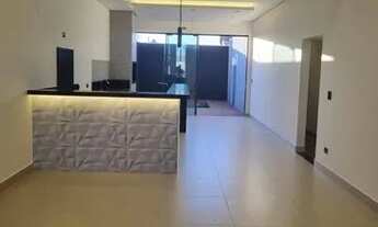 Imagem 2: Térrea para venda possui 142 metros quadrados com 3 quartos em Tarobá - Londrina - PR