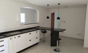 Imagem 2: Sobrado + 200m2 com excelente acabamento