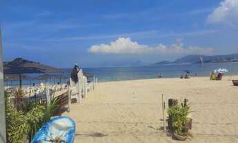 Imagem 2: Casa térrea em frente a praia de Itaipu - Niterói - RJ