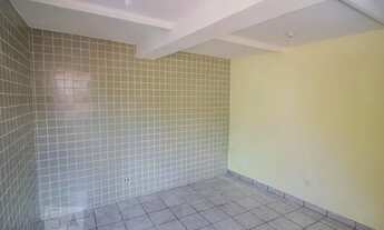 Imagem 7: Casa para venda possui 45 metros quadrados com 2 quartos em Boca do Rio - Salvador - BA